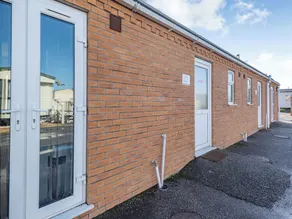Rainbow Bungalow 2 - Uk39810 - Image 5