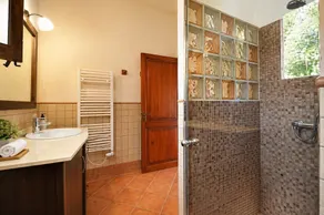 Maison de Charme - 6 pax, - Wifi gratuit - TV Sat - Piscine privée Salat - Image 3