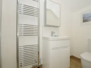 KIRLAND, pet friendly, character holiday cottage in St Kew Highway - Image 3