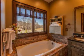 Heritage Lodge at Eagles Nest - Image 5