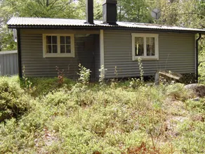 Cottage au bord du lac Örsjön avec une connexion Wi-Fi gratuite et son propre bateau à rames privé - Image 3