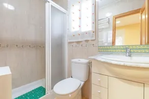 Kleines Haus unter Orangen - Image 2