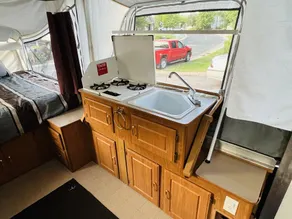 Portable Travel Popup Camper Pet Friendly AC/Heat - Image 3