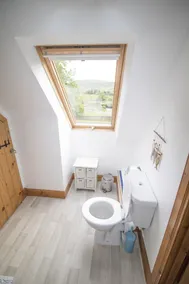 Raven Cottage in beautiful Glen Eynort near Carbost. 3 bedrooms, 6 people. - Image 5