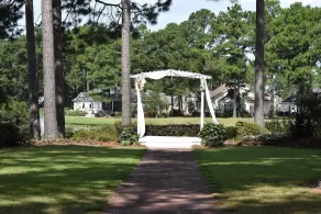 Brunswick Plantation Studio Home 407L with Onsite Golf Course and Pools studio - Image 5