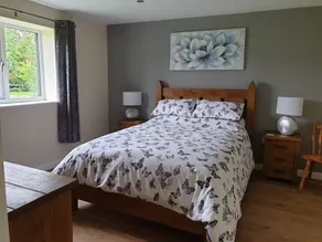 Swallows Nest, Cottage, Fishing Lakes Nr Cleethorpes, Adults Only Pet Friendly - Image 4