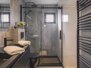 Cozy Riverside Escape - Image 4
