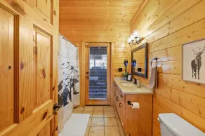 River Birch Hideaway - Mt Views, Hot Tub, Game-Theatre Rm, Fishing Pond, Mins to PF! - Image 4