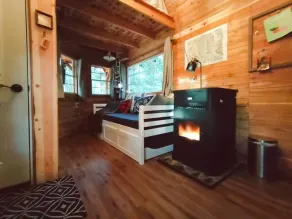 Cabin in the Cedars.Close to Lake,Town & Mountain - Image 5