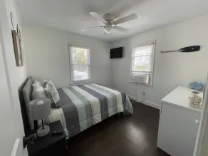 Ocean Breeze Retreat - 5 Bedroom / 2 Bath, HEATED POOL, Steps from downtown - Image 5
