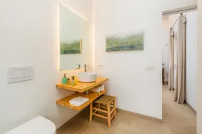 Romantica finca in pietra naturale con piscina, giardino, terrazza sul tetto e Wi-Fi - Image 4