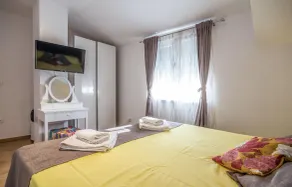 Cozy home in Nova Sela - Image 5