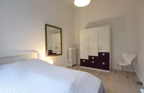 Small home in the center of Dusseldorf - Image 4