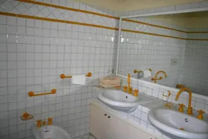 Fantastisk villa med stor have, pool og udsigt, på Lucca bakke - Image 3