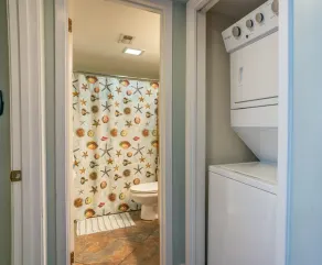 Schöne Aussichten, 1. Etage, günstig gelegen, neuer Reno! - Image 3