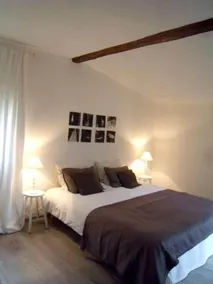 La Maison Ocre, à l'odeur des vignes, a beaucoup à vous offrir... - Image 3