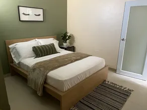 Keep it simple at this peaceful and centrally located place. - Image 3