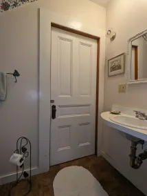 Blooming Inn Shelburne Falls - Image 3