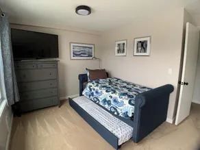 The Beach Barn - Waterfront Cottage on Case Inlet - Kayaks, Beach, Stunning View - Image 3
