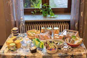 Large apartment with garden view suitable for cycle tourism - Image 2