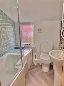 Almond Cottage Clare - 2 bedroom English Cottage - Image 3