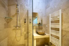 Akasha Retreat - Image 5