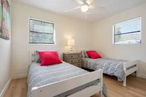 Mid-Century Home w/ Guesthouse Near Downtown/Siesta Key/SMH - Image 5