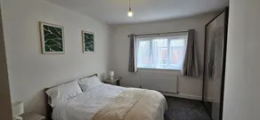 Citrine Suite - Sleeps 8 with Parking - Image 4