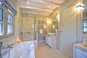 Villa Pearl - Six Bedroom Villa, Sleeps 12 - Image 3
