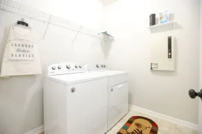 Charlotte Sanctuary, Comfort, Fenced, Sleeps 11 - Image 3
