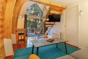 Onetangi Forest Chalet - Image 5