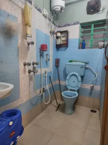 Family apartment in South Kolkata - Image 3