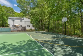 Hamptons Retreat in Quogue with Pool & Tennis - 90min from NYC - Image 3