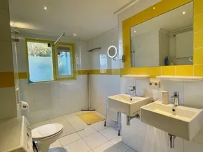Holiday home in Dishoek, Zeeland, directly behind the dunes and just 5 minutes from the beach. Perfect for a relaxing family holiday by the sea. - Image 2