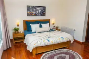Cozy 4BR Mountain Cottage  - Image 5