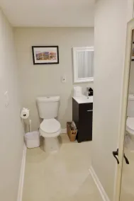 Sherman Circle Style - Image 4