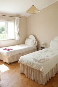 Traditional 6 bed villa with pool + BBQ and close to town & beaches - Image 5