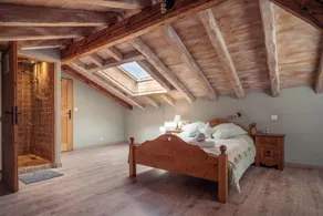 Beautiful, authentic mountain house with view. - Image 3