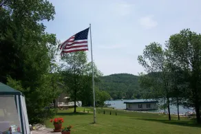 Peaceful Beautiful View! - Image 5