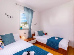 Lovely apartment with covered terrace and jacuzzi ! - Image 5