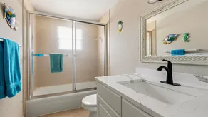 Beachy Townhome ~ Pet Friendly ~ Steps to the Beach!!! - Image 4