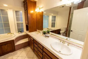 Indoor Heated Pool & Hot Tub, Game room, EV Charger, Pets Welcome! - Image 3