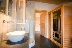 Chalet # 8 with IR-sauna and whirlpool bath - Image 2