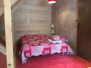 CHALET SABOT STANDING VENUS PÅ FØDEN AF TRACKS - Image 5