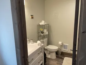 CORRAL VILLAS<br>Deluxe studios in the north entrance to Yellowstone - Image 3