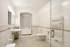 Apartment 'Barrierefreie Ferienwohnung' with Shared Terrace and Wi-Fi - Image 3