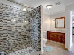 3/2 Heated Pool House Walking Distance to Beach - Image 3