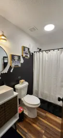 Cool, Retro-styled Home Near Lake Wylie - Image 2