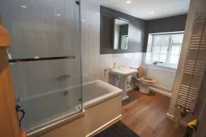 Historic Royal Kent cottage surrounded by large gardens & private swimming pool - Image 4