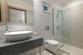 Villa Divina PoolFront Suites - Image 3